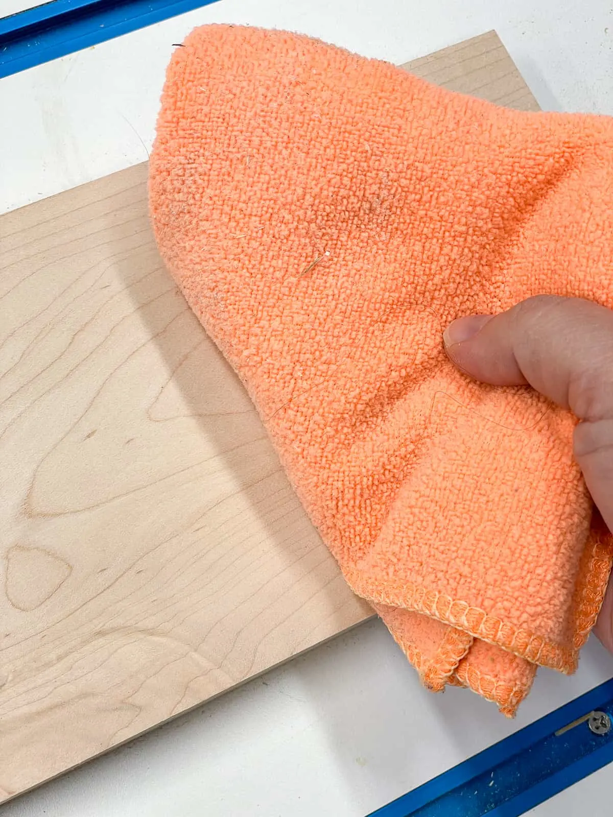 What is a Tack Cloth? (How to Use + 4 Alternatives)