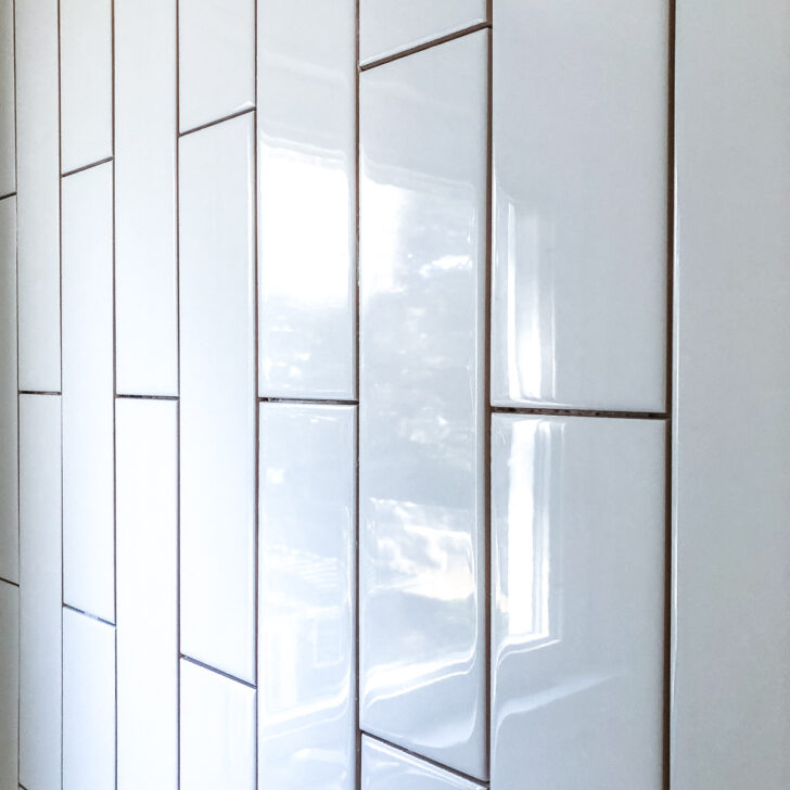 vertical subway tile