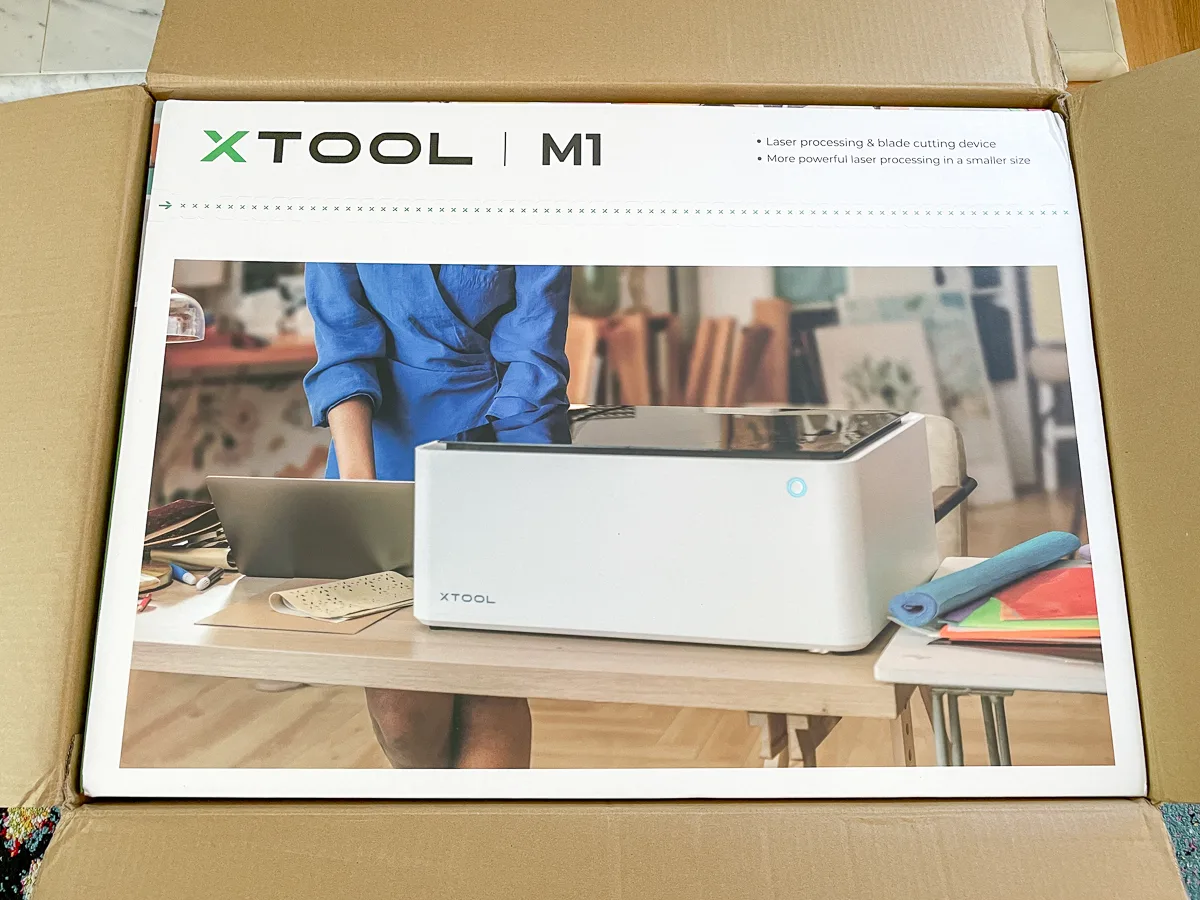xTool M1 in box