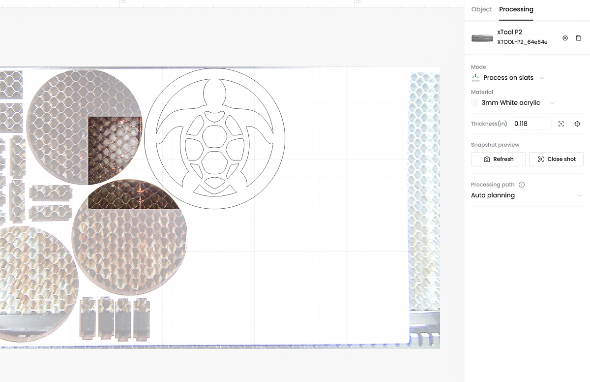 creating the turtle design for the top of the box in xTool Creative Space