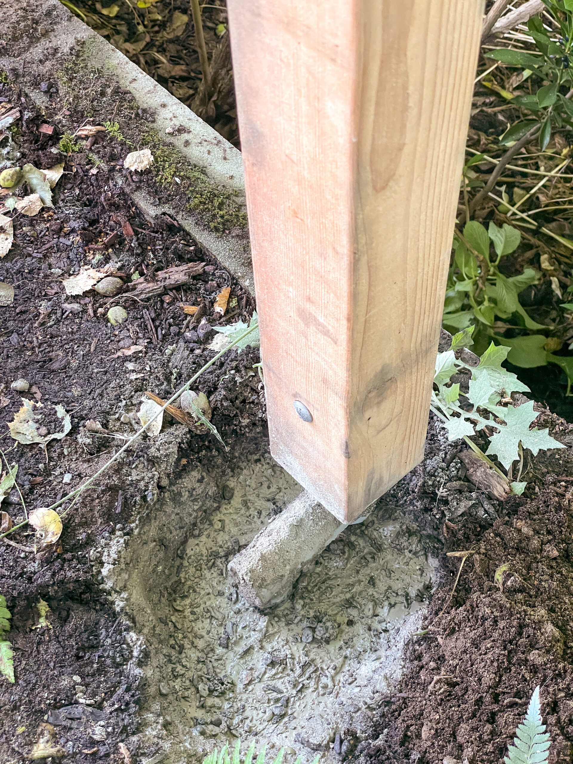 offset fence post bracket